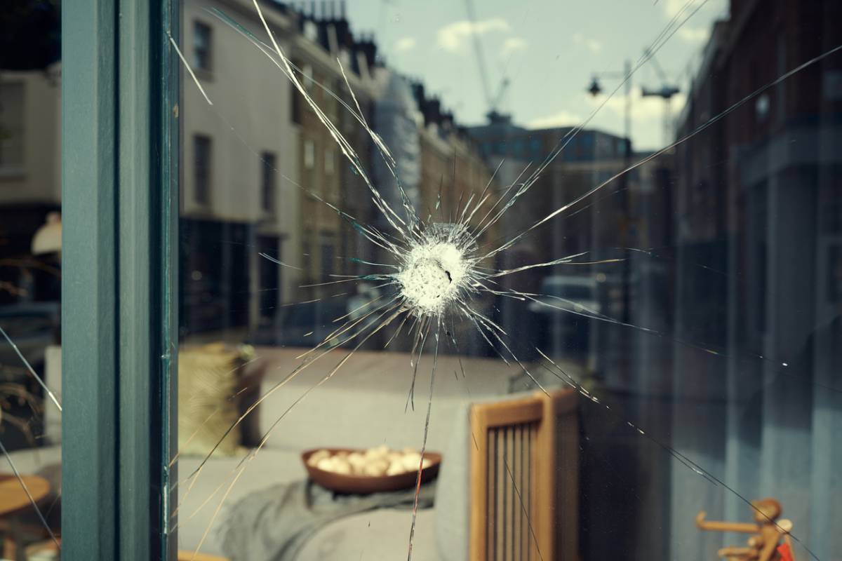 You are currently viewing Vitre cassée : comment obtenir le remboursement sans tracas ?