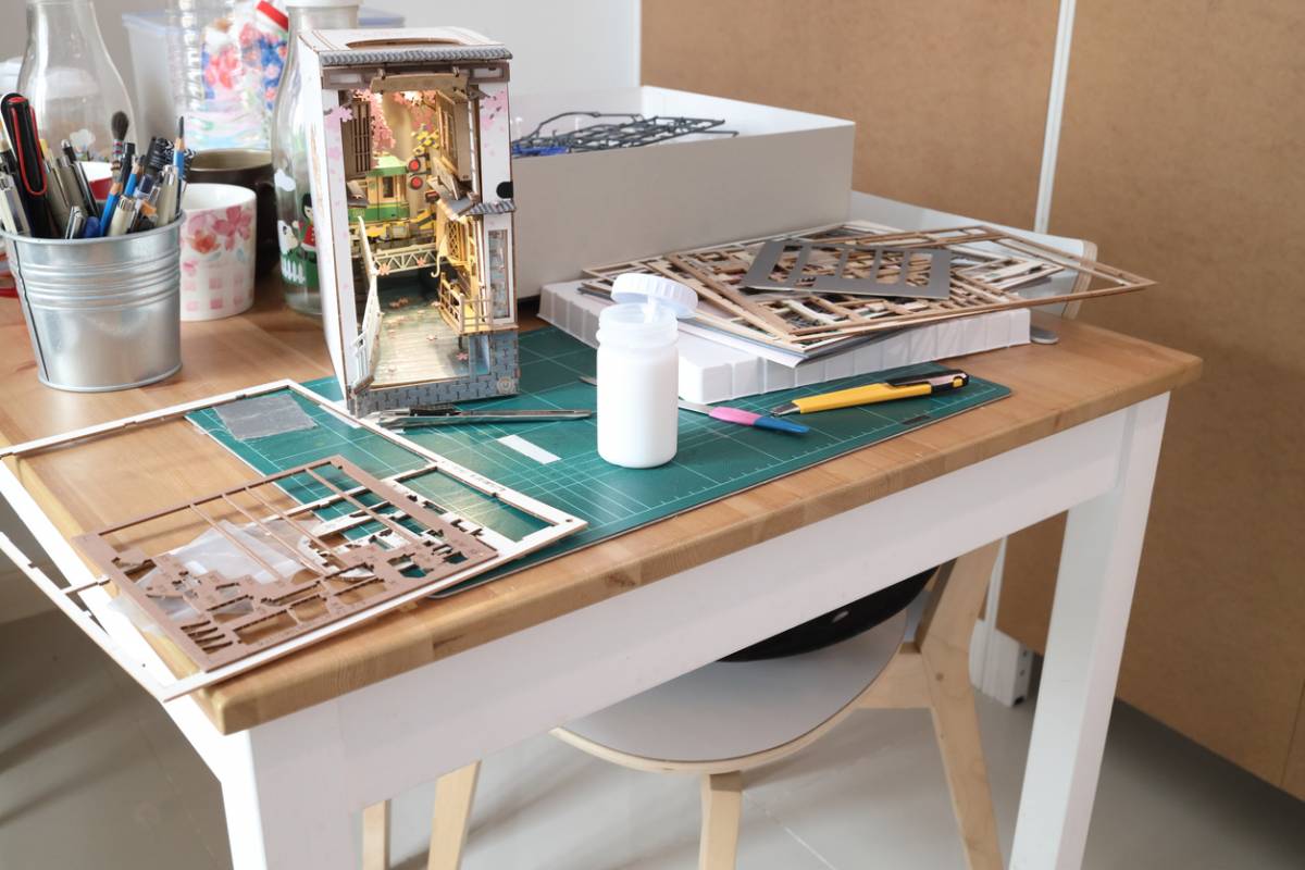 Lire la suite à propos de l’article Kit book nook : transformer votre étagère en monde enchanté